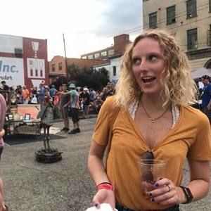 Meet your Posher, Megan